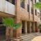 Upscale Family Home with Balcony, Parking next to Beach by FeelHome