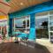 LoveSea 126 Beach Inn