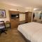 Holiday Inn Express Hotel & Suites Seattle North - Lynnwood, an IHG Hotel