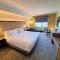 Holiday Inn Express Hotel & Suites Seattle North - Lynnwood by IHG
