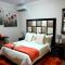 Bar-t-nique Guest House - Mossel Bay