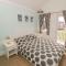 Chalet 280