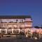 Cobo Bay Hotel