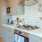 Driftwood Cottage by Bloom Stays