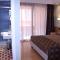 Artemis Hotel