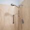 Maui Hill 70 - Renovated, Ocean View, Sleeps 8, AC - ويليا