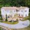 The house behind stream - داهو