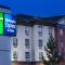 Holiday Inn Express & Suites Whitecourt, an IHG Hotel