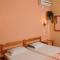 Nefeli Rooms