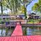 Waterfront A-Frame with Private Dock on Jackson Lake - Worthville