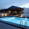 Maru Maru Hotel