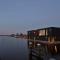 Foto: Houseboat / watervilla Black Swan