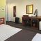 Hotel Annex Inn
