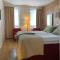 Strand City Hotel