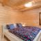 V's place - wooden house with heated pool and outdoor sauna - Otočac
