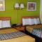 Pinebrook Motel