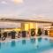 Kimpton Angler’s Hotel South Beach by IHG