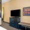 Cambria Hotel Akron - Canton Airport