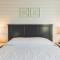 Bearskin Neck Motor Lodge