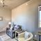 Modern Elgin Home Walk to Wineries and Pets Welcome - Elgin
