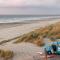 Surfana Beach camping hostel Bed & Breakfast Vlieland - فليلاند