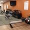 Holiday Inn Express & Suites - Phoenix - Airport North, an IHG Hotel