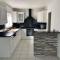 Maison entière 4 lits 8 pl avec jacuzzi proche du safari de Peaugres