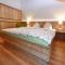 Appartments Urmonti - 施伦斯