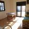 Vila Aliaj Suite for 2 with private balcony and garden view - Durrës