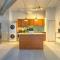 Ultra Chic Loft walk to CityMu/Aquarium/ConvnCntr