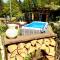 FRANKES LODGE Apartment mit Garten und Pool, 6 Einzelbetten, Parkplatz