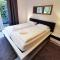 CF13 30m2 Central with Terrace AC and Netflix
