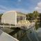 Floating House Embé Experience