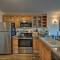 Eagles View Condo in Ocean Shores with 3 Balconies - Оушен-Шорс