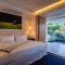PIER 57 - 108 Luxurious Loft in Romantic Zone