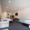 Red Waratah Accommodation - Bendigo