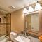 Lovely Phoenix Home with Expansive Patio and Fire Pit! - 凤凰城