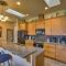 Bayside Home - 6 Miles to Olympic National Forest!
