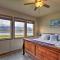 Bayside Home - 6 Miles to Olympic National Forest!