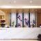 Lavande Hotel Zigong Tanmulin Lantern Park