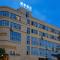 Lavande Hotel Luzhou Lufu Wanfu Daduhui