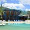 Kingfisher Bay Resort