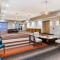 Holiday Inn & Suites - Toledo Southwest - Perrysburg by IHG