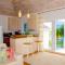 Ocean View Cottage - At Orange Hill
