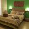 Intra Rooms