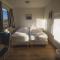 Ormurinn Guesthouse