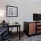 La Quinta by Wyndham Auburn - Auburn