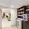 Holiday Inn Express & Suites Sarasota East by IHG
