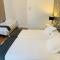 Super Balmes Guest House - Barcelona