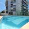 Apto com 3 quartos c/piscina 300mts Praia do Forte Cabo Frio - 卡波布里奥